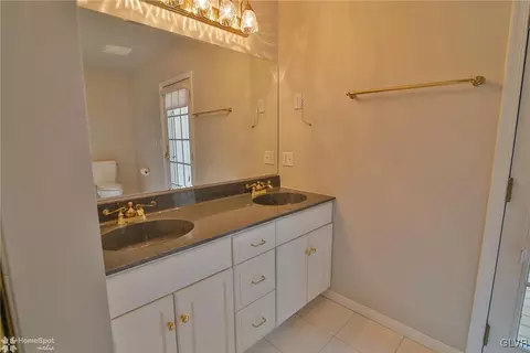 1011 Stone Stack Dr, Bethlehem, PA 18015 photo 19