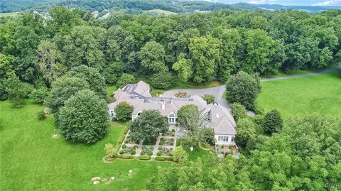 70 Devon Dr, Reading, PA 19606 photo 25