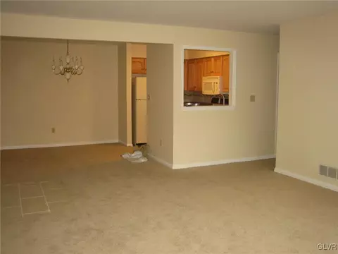 4706 Cheryl Dr, Bethlehem, PA 18017 photo 17