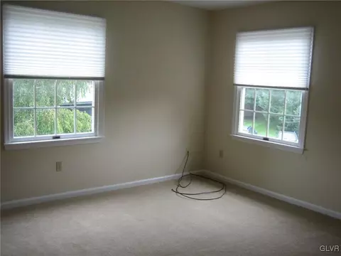 4706 Cheryl Dr, Bethlehem, PA 18017 photo 11