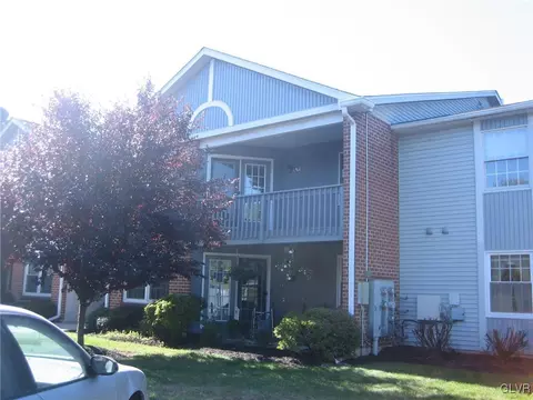 4706 Cheryl Dr, Bethlehem, PA 18017 photo 5
