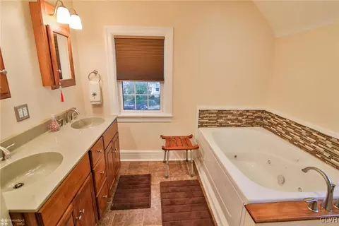 551 E Goepp St, Bethlehem, PA 18018 photo 27