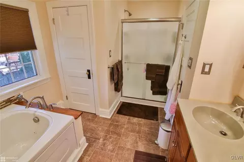 551 E Goepp St, Bethlehem, PA 18018 photo 28
