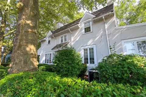 551 E Goepp St, Bethlehem, PA 18018 photo 4