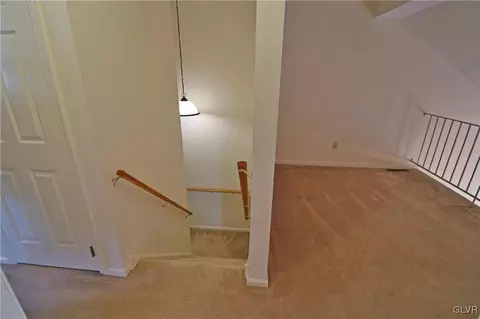 5513 Jaclyn Ln, Bethlehem, PA 18017 photo 11