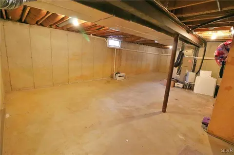 5513 Jaclyn Ln, Bethlehem, PA 18017 photo 23