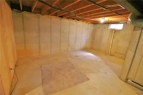 5513 Jaclyn Ln, Bethlehem, PA 18017 photo 24