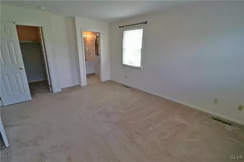 5513 Jaclyn Ln, Bethlehem, PA 18017 photo 20