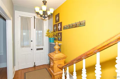 231 E Garrison St, Bethlehem, PA 18018 photo 4