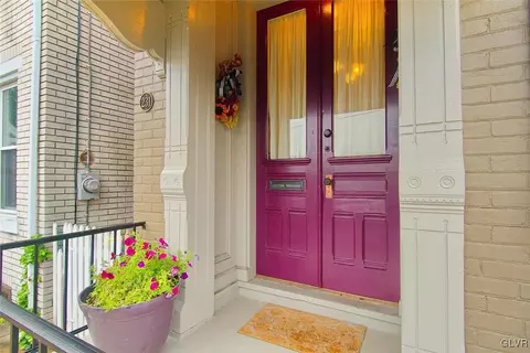 231 E Garrison St, Bethlehem, PA 18018 photo 2