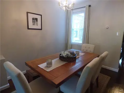 116 Front St, Hellertown, PA 18055 photo 7