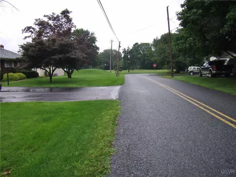 8063 Cricket Rd, Bath, PA 18014 photo 18