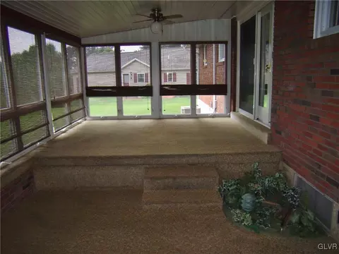 8063 Cricket Rd, Bath, PA 18014 photo 9