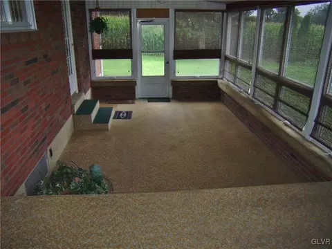 8063 Cricket Rd, Bath, PA 18014 photo 8