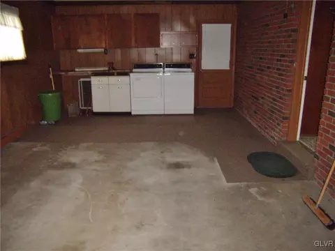 8063 Cricket Rd, Bath, PA 18014 photo 13