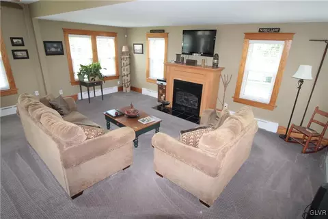 2034 3rd St, Bethlehem, PA 18020 photo 5