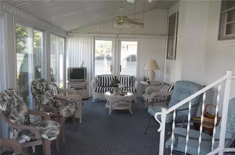 172 E 2nd St, Wind Gap, PA 18091 photo 13