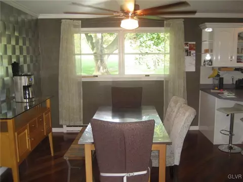 982 State Park Rd, Wind Gap, PA 18091 photo 5