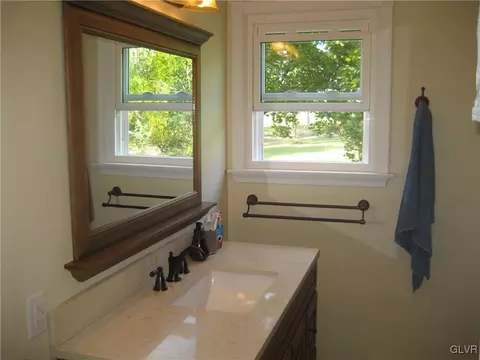 982 State Park Rd, Wind Gap, PA 18091 photo 12