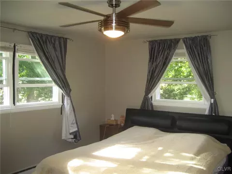 982 State Park Rd, Wind Gap, PA 18091 photo 14