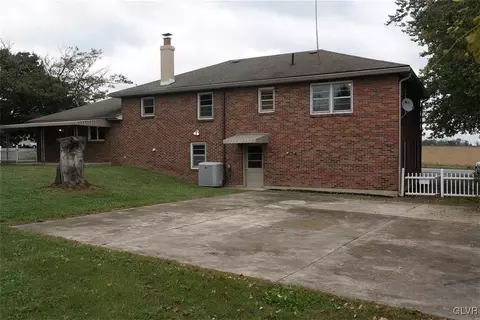 7485 Beth Bath Pike, Bath, PA 18014 photo 2