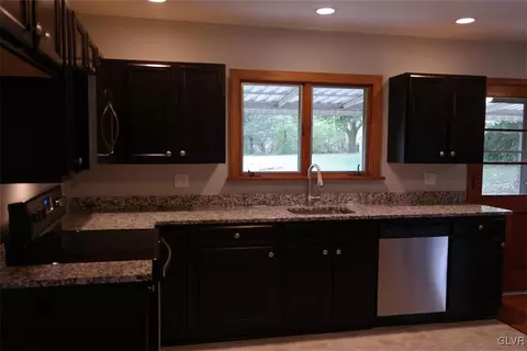 7485 Beth Bath Pike, Bath, PA 18014 photo 4