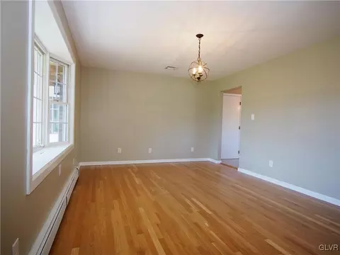 3903 Coleman, Bethlehem, PA 18020 photo 5