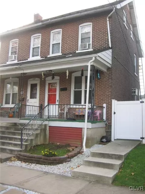 532 E Laurel St, Bethlehem, PA 18018 photo 1