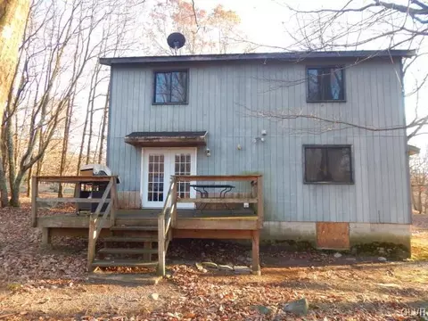 150 Pike Rd, Pine Ridge, PA 18324 photo 2