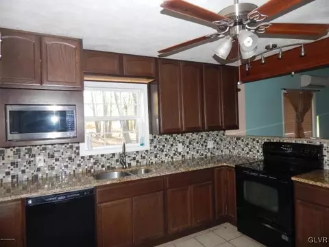 150 Pike Rd, Pine Ridge, PA 18324 photo 6