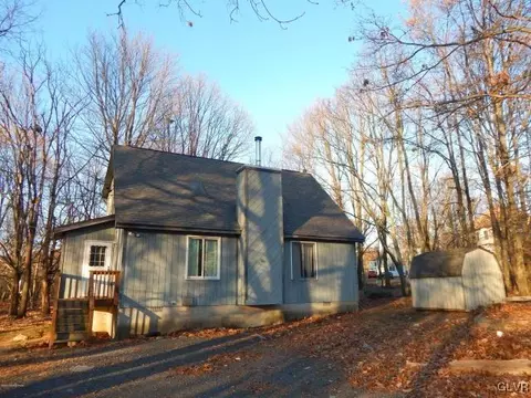 150 Pike Rd, Pine Ridge, PA 18324 photo 3