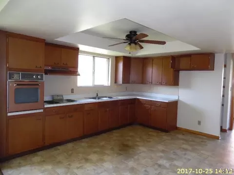 731 Point Phillips Rd, Bath, PA 18014 photo 7
