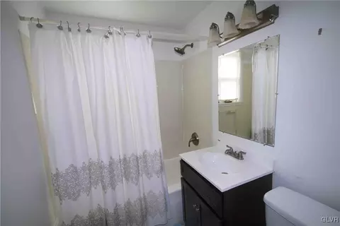 436 E Garrison St, Bethlehem, PA 18018 photo 14