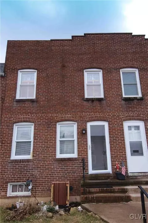 436 E Garrison St, Bethlehem, PA 18018 photo 1