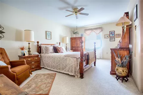 4324 Laurel Ct, Bethlehem, PA 18020 photo 7