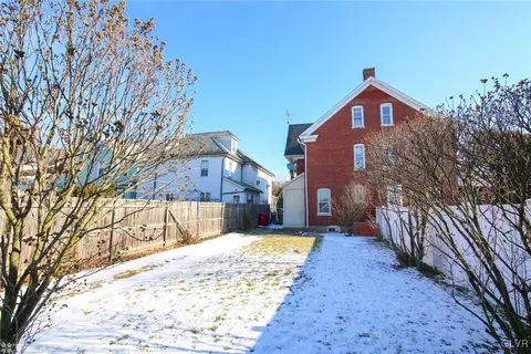 266 Broad St, Bath, PA 18014 photo 21