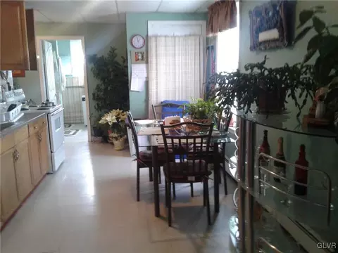 941 E 4th St, Bethlehem, PA 18015 photo 4