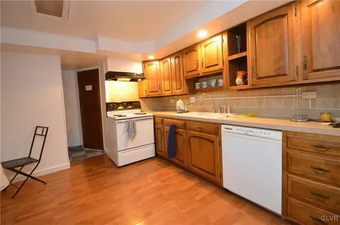 1010 E 3rd St, Bethlehem, PA 18015 photo 4