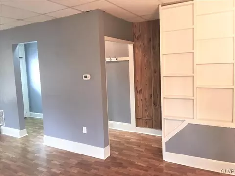 317 E Garrison St, Bethlehem, PA 18018 photo 4