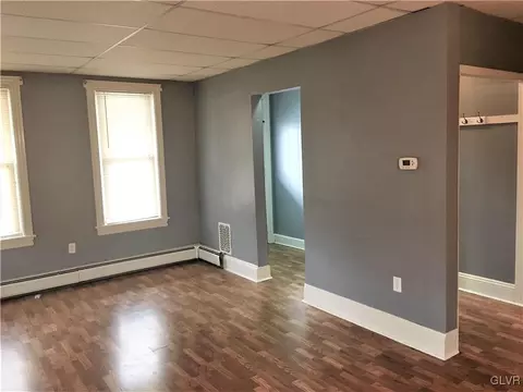 317 E Garrison St, Bethlehem, PA 18018 photo 5