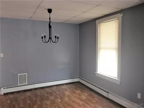 317 E Garrison St, Bethlehem, PA 18018 photo 3