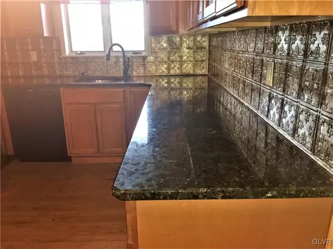 317 E Garrison St, Bethlehem, PA 18018 photo 7
