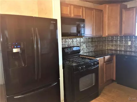 317 E Garrison St, Bethlehem, PA 18018 photo 9