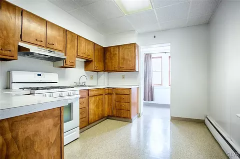 1023 E 4th, Bethlehem, PA 18015 photo 6