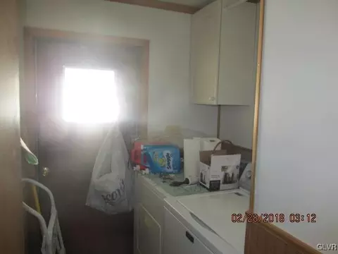 2 Parkview Ct, Bath, PA 18014 photo 15