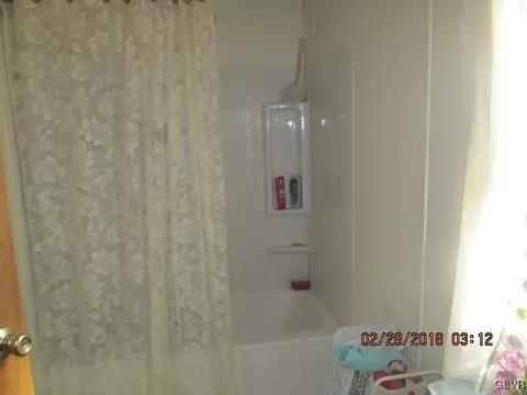 2 Parkview Ct, Bath, PA 18014 photo 14