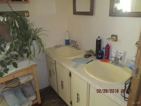 2 Parkview Ct, Bath, PA 18014 photo 13