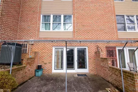 313 Spring St, Bethlehem, PA 18018 photo 28
