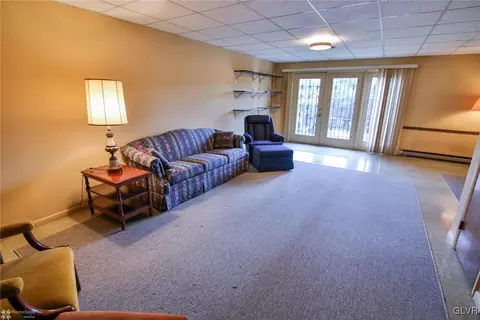 313 Spring St, Bethlehem, PA 18018 photo 12