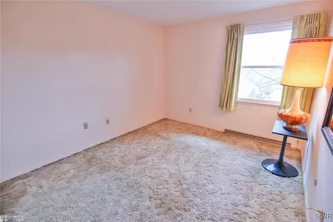 313 Spring St, Bethlehem, PA 18018 photo 20